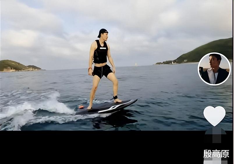 贾云馨|李小璐离婚后不作为，10岁甜馨被迫进娱乐圈替妈妈“捞金”