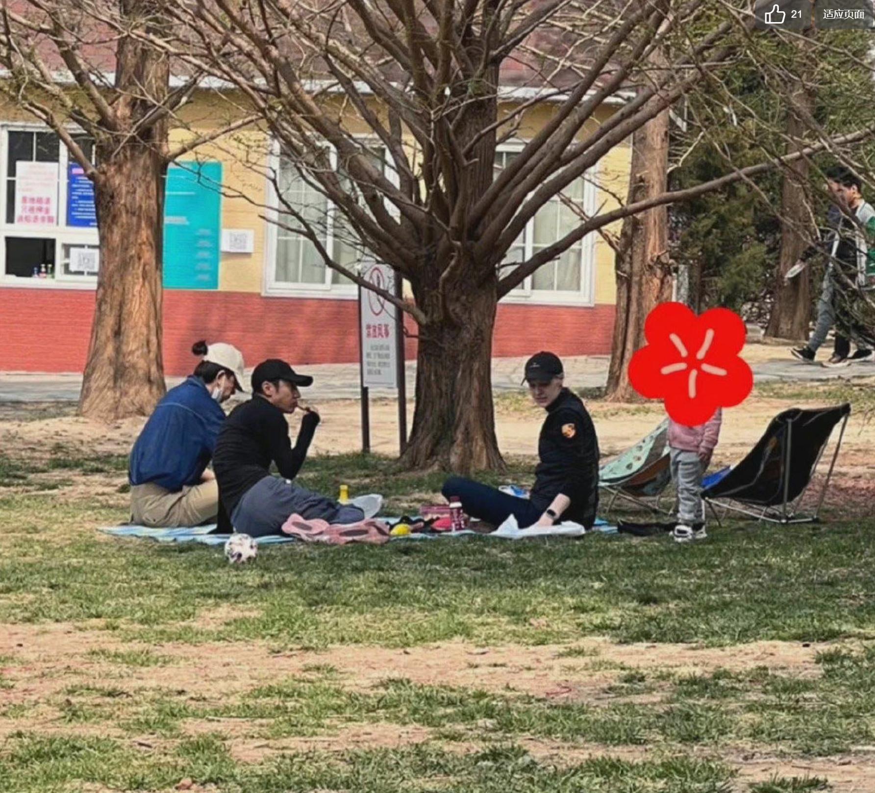 霍思燕|疫情下明星境况迥异：吴尊送医护人员香蕉，撒贝宁外出野餐