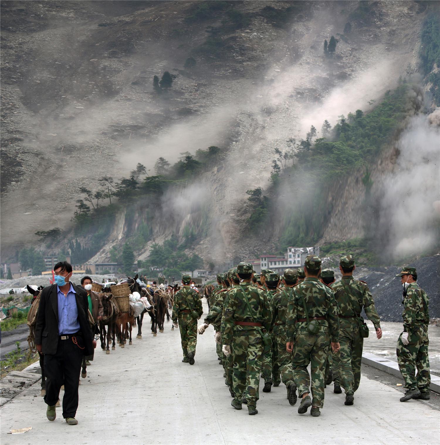 孙怡|2008年，背亡妻回家的好男人，半年后却闪婚女网友，如今他怎样了