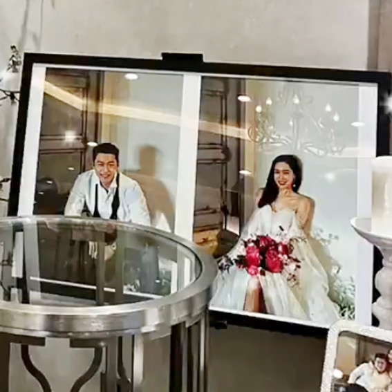 孙艺珍|玄彬孙艺珍再曝新婚纱照，两人亲密依偎牵手放闪，超大婚戒首曝光