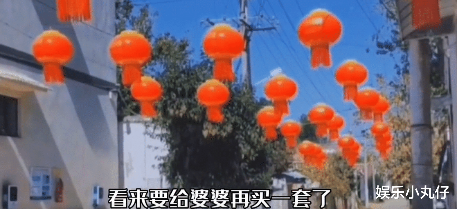 陈亚男|差距大!陈萌陈亚男同发动态,一个晒大衣嫂做饭,一个晒旅游健身