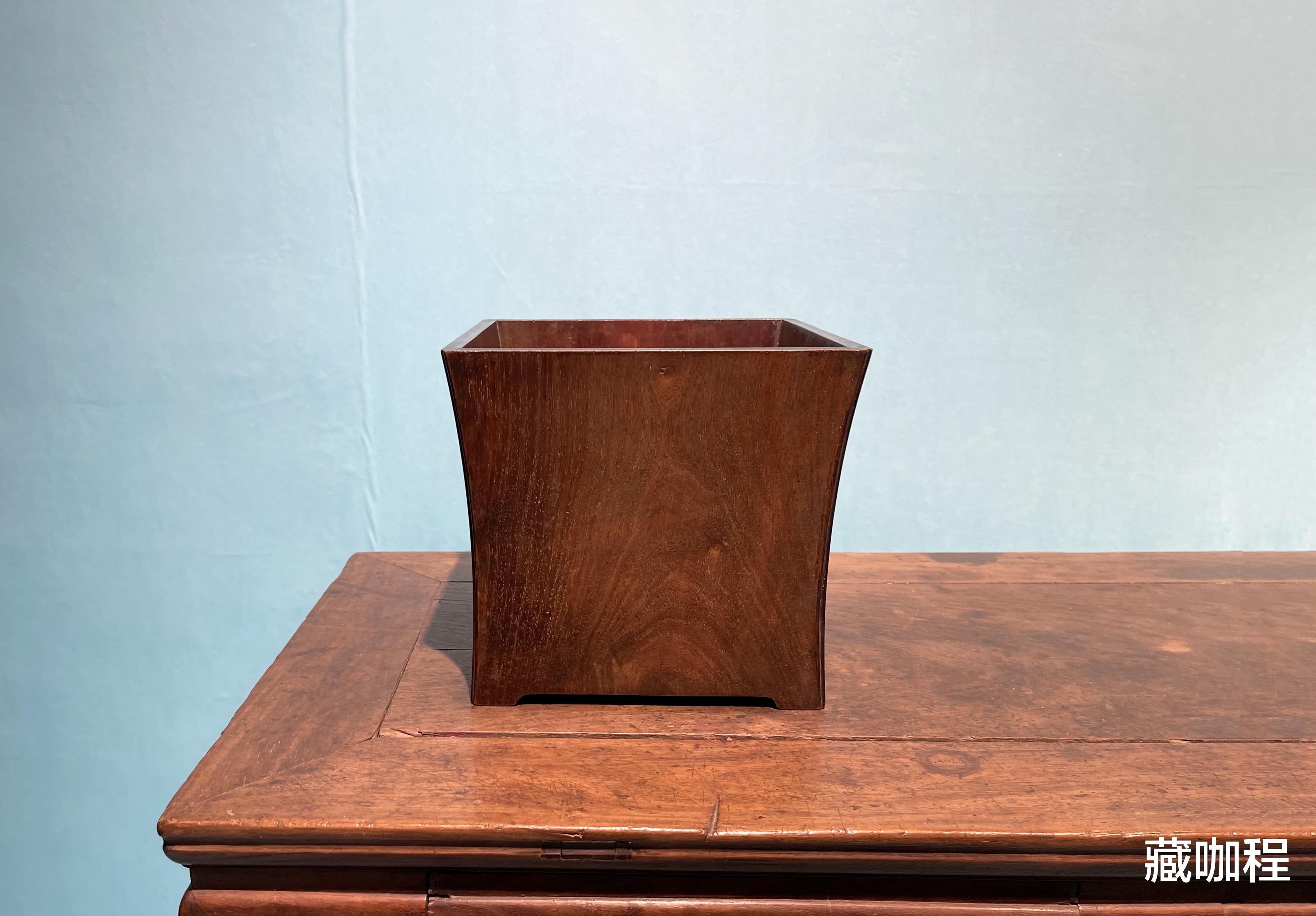 笔筒|弧面一木四开,黄花梨方形敞口笔筒6.9万成交