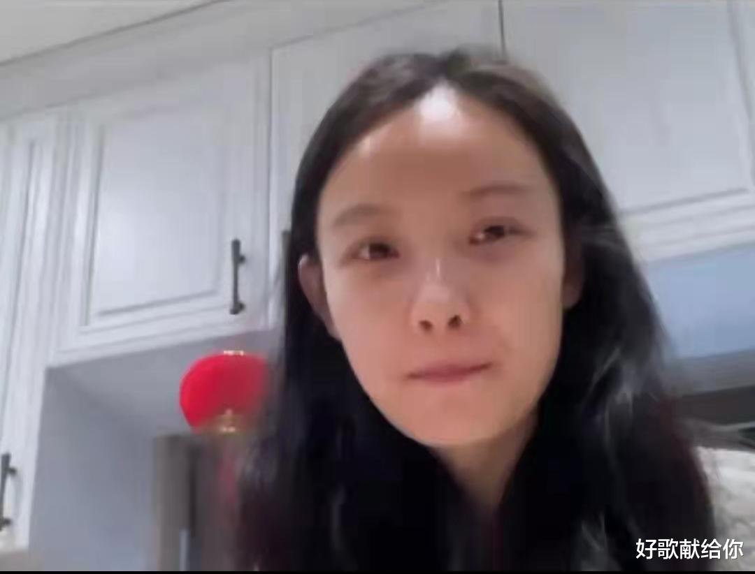 明星素颜|敢于公开“素颜”的女星,有人彻底沦为路人,有人依旧光彩照人