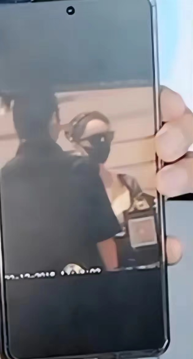 王思聪|7个大瓜!曝王思聪打人给200万想私了,千百惠撞脸宁静陷整容风波