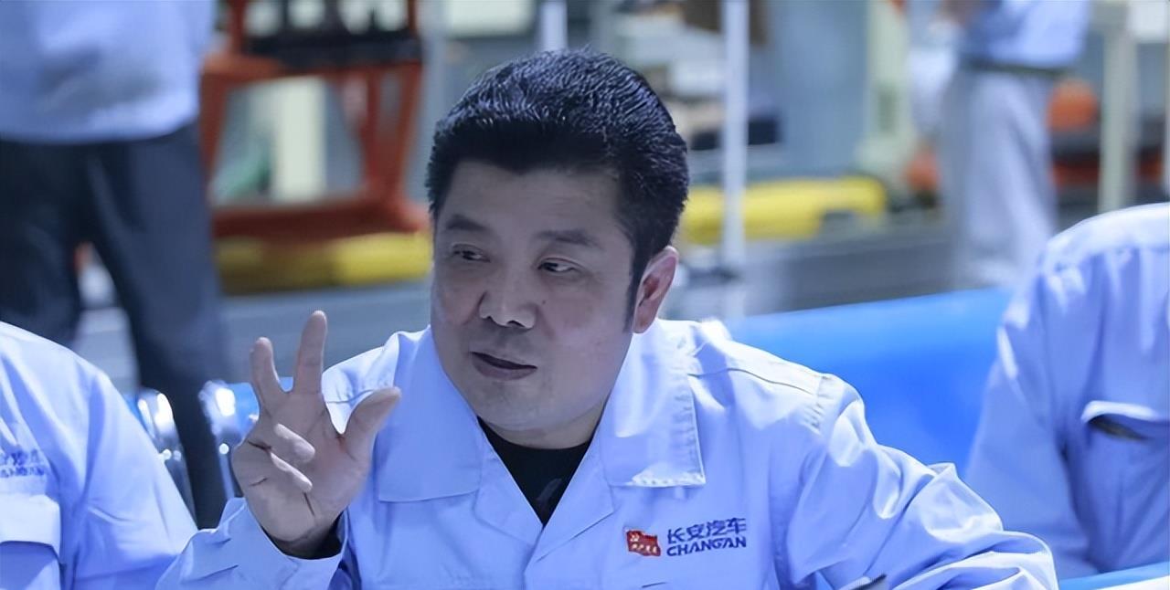 退休|人过五十，在职场上最好不要有这4种行为，很掉价