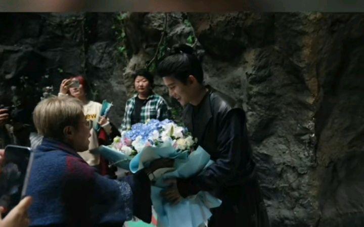 任嘉伦|无忧渡任嘉伦单人特辑：黑衣造型最酷，红衣轿夫很搞笑