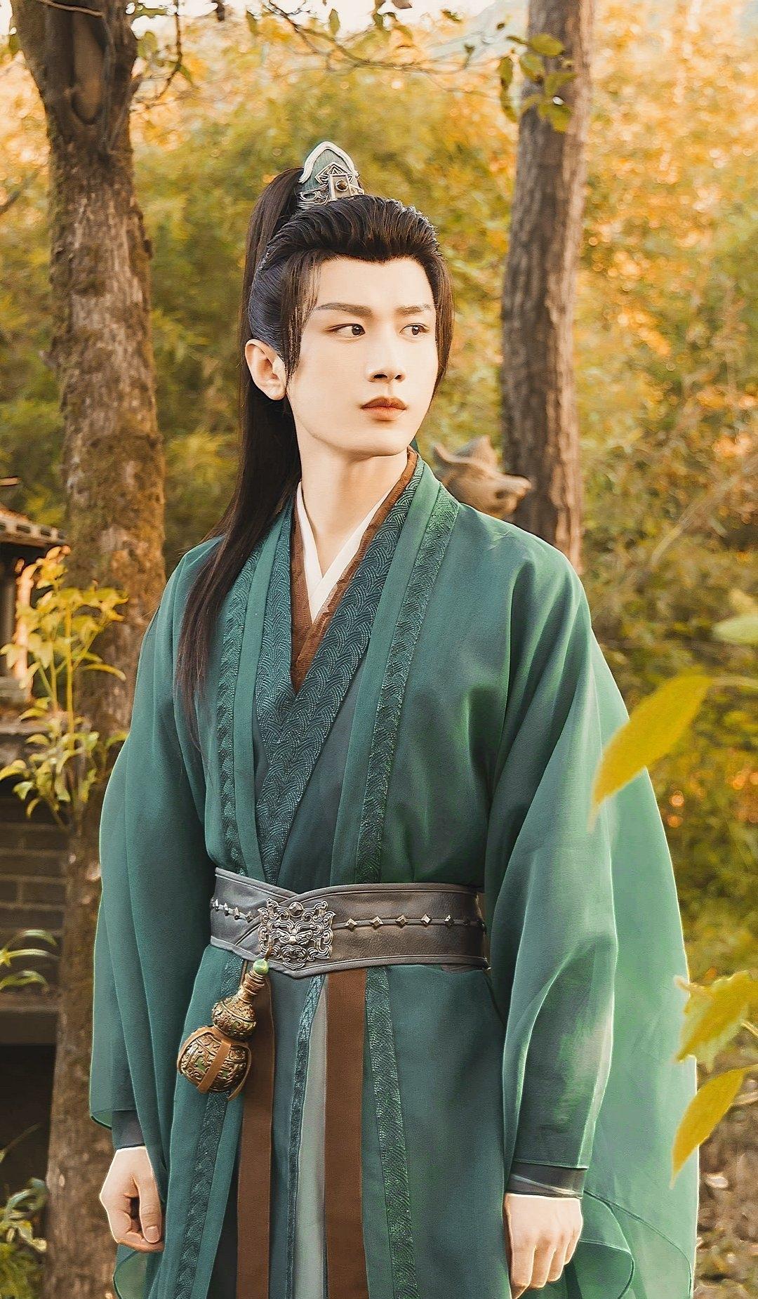 成毅|成毅被狗仔否认是一线男流量，新戏开机在即，女主稍有争议？