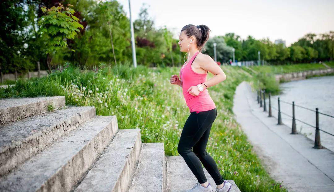 蜂蜜|面条是肝癌“导火索”吗?提醒:养肝护肝,少4物,做3事,吃2果