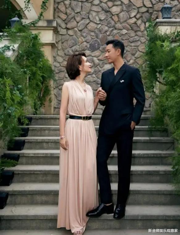 |卢靖姗母亲节官宣怀孕，韩庚的肚子也鼓起来了，却不是婚后发福？