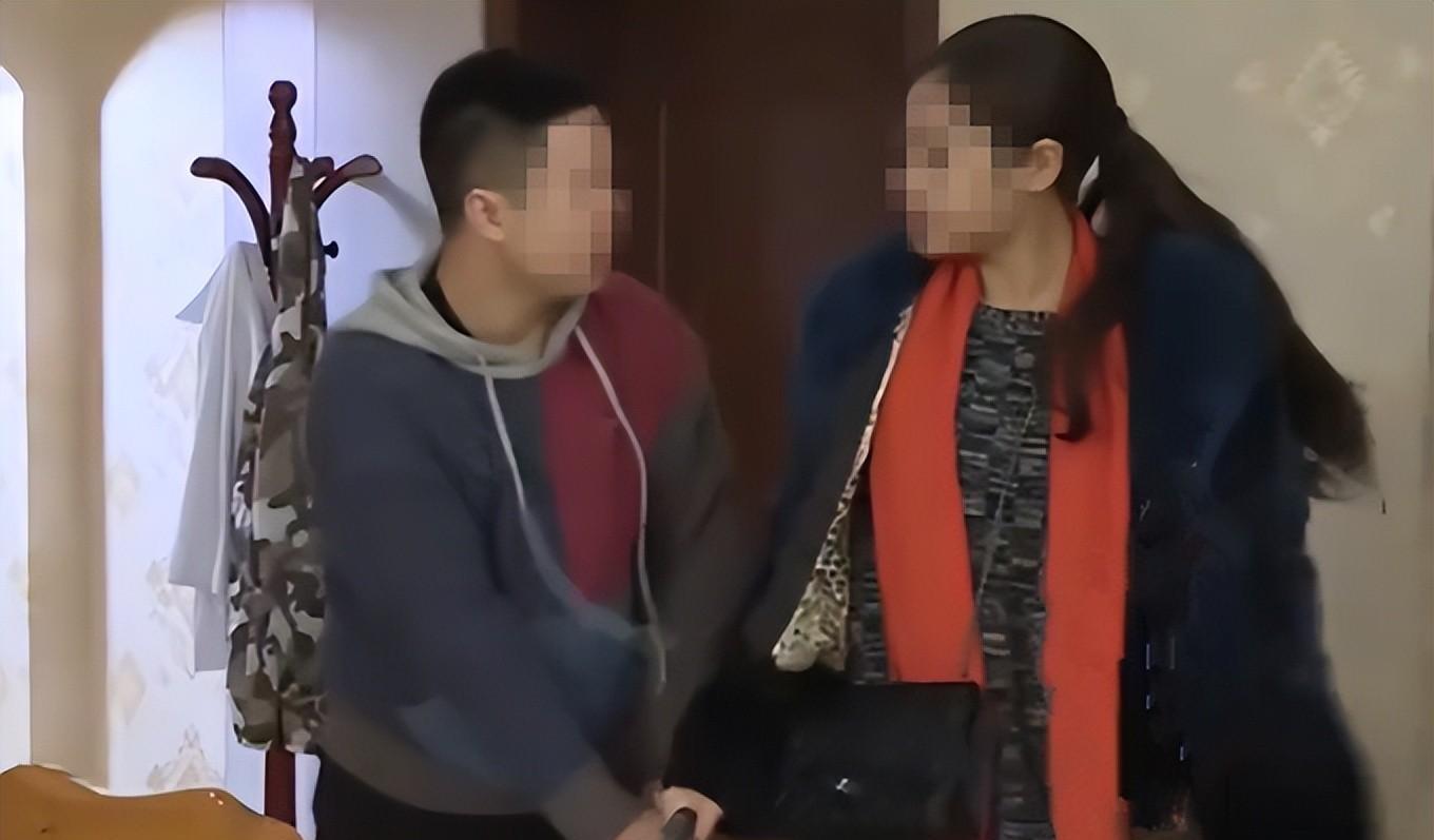 黑龙江女子离婚怕娃伤心,和前夫认作异姓兄妹:日后来往有个说法