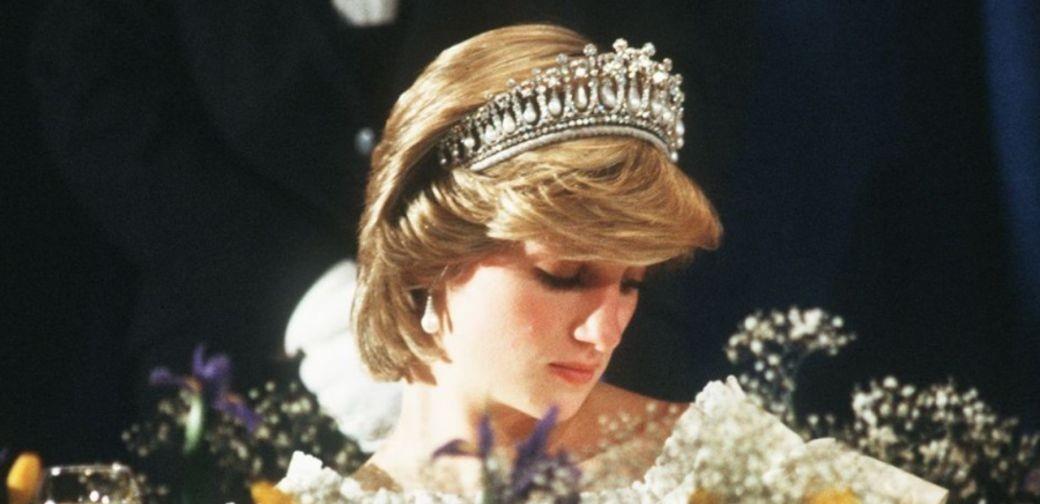发型 戴安娜王妃20个发型演变史！闪亮美貌与高贵气质经久不衰