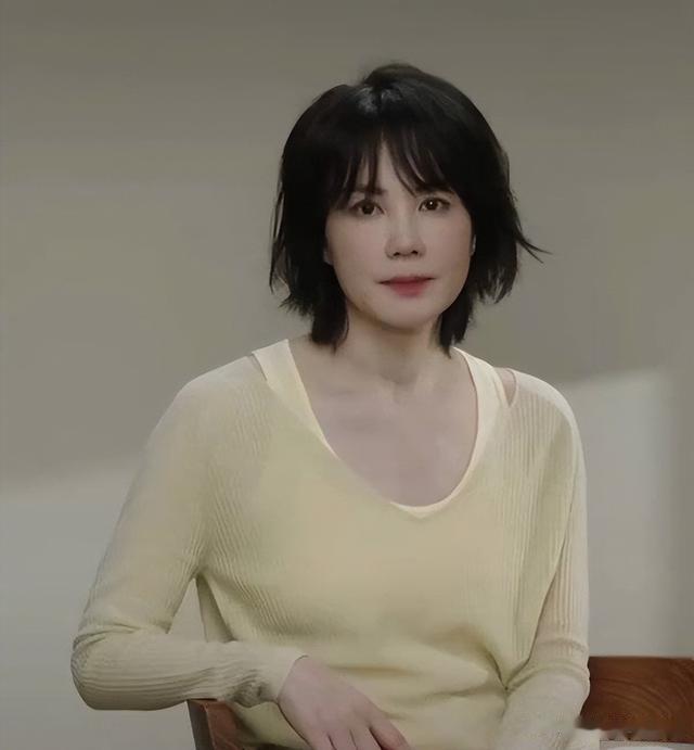 王菲|王菲简评窦靖童时装周造型