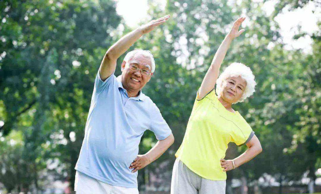 男保姆自述:伺候女雇主6年,不仅每月7000,临走还得15万感谢费