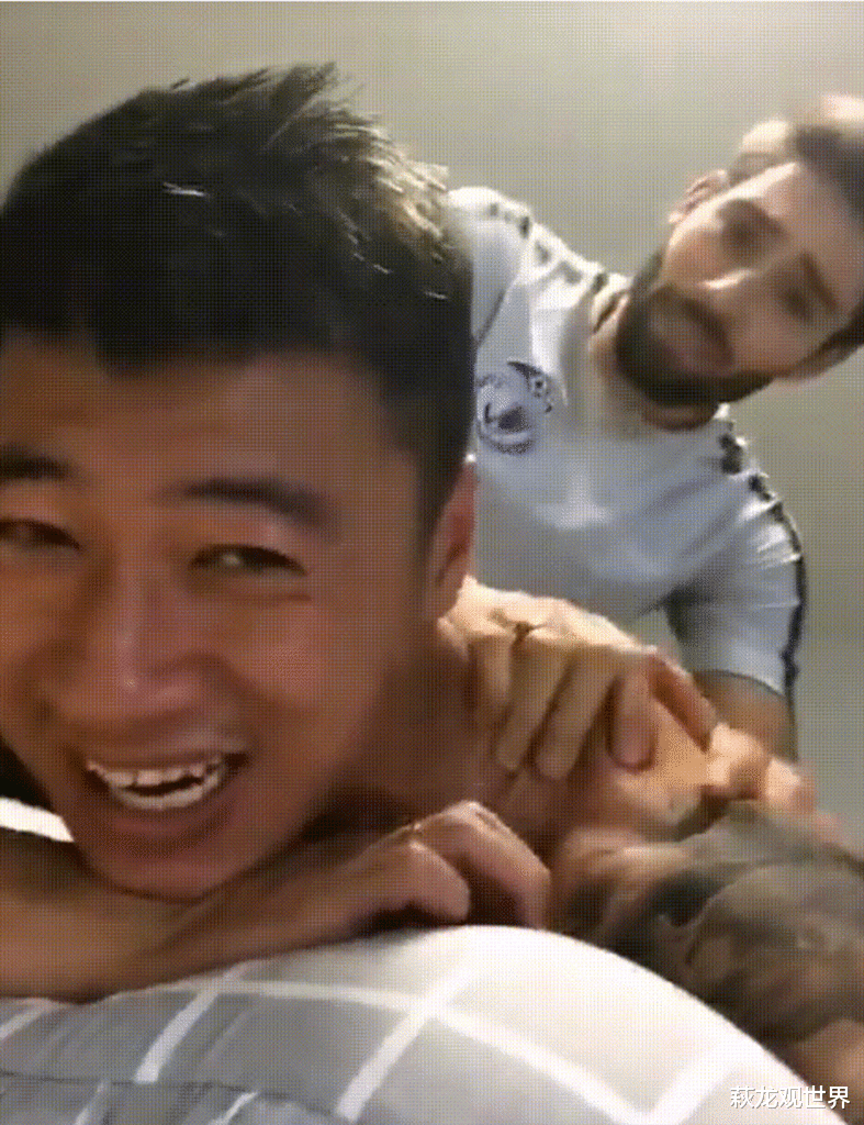 卡拉斯科|黄嘉辉带刀！谢晖将打造黄丹组合 卡拉斯科曾称赞刚腰 还为他按摩