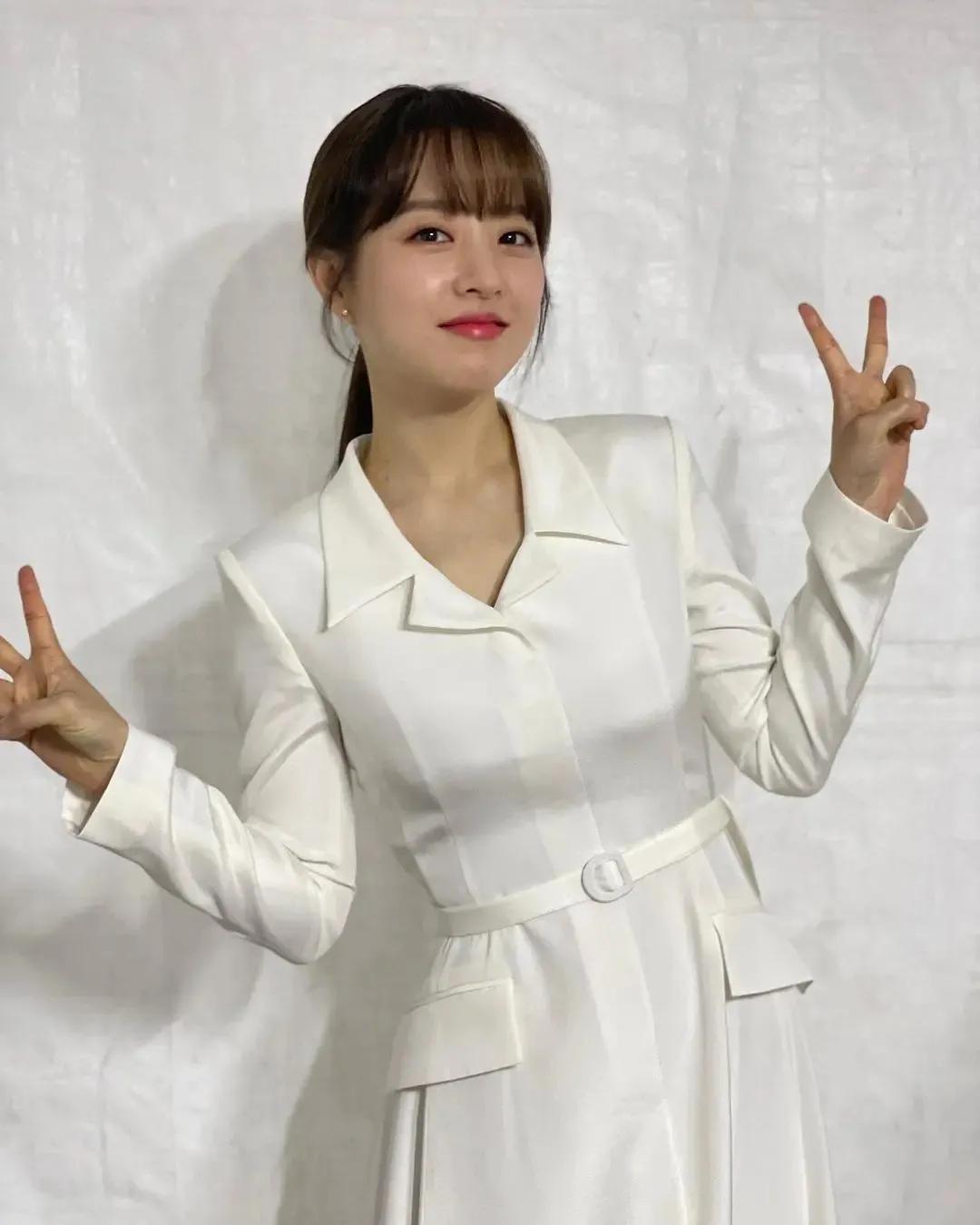 白敬亭|韩国顶级邻家女神朴宝英,演技娴熟、外貌纯美