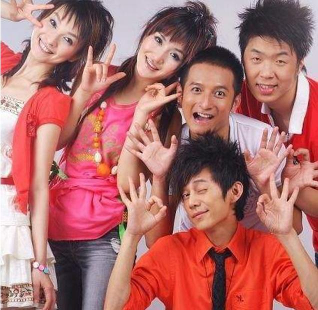 谢娜|《快乐大本营》的消亡史：傲视群雄十几年，最终来不及说声再见