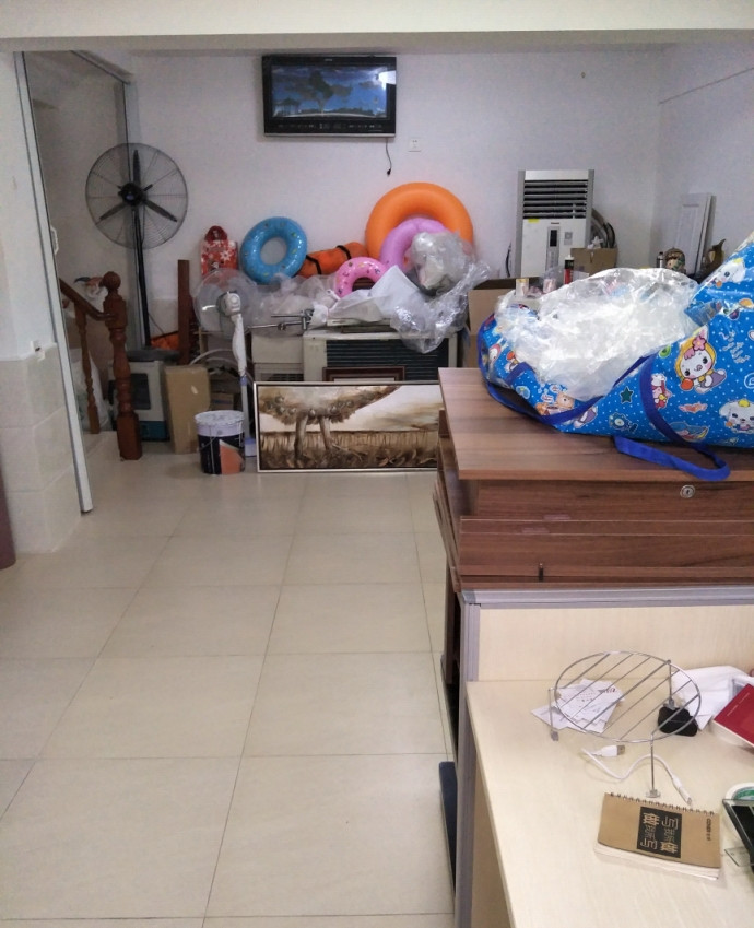 晒晒我在上海1500w的别墅,哪里都好,就是邻居让我太尴尬!