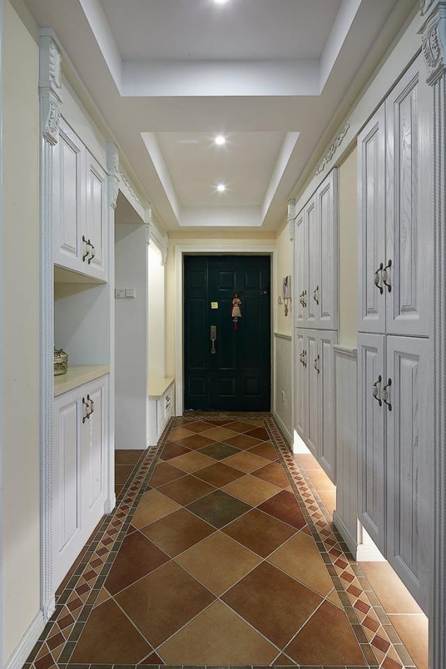 给大家晒晒我的新家,大家都说是全小区最漂亮的,我也是这样认为的