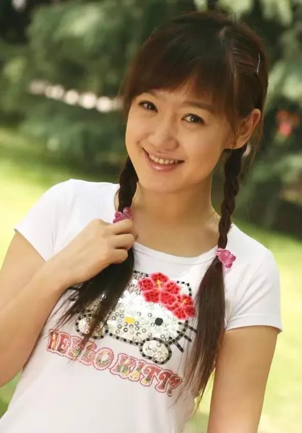 胡歌|胡歌：刻骨铭心不及久伴，忠孝不能两全，此生唯独配不上薛佳凝