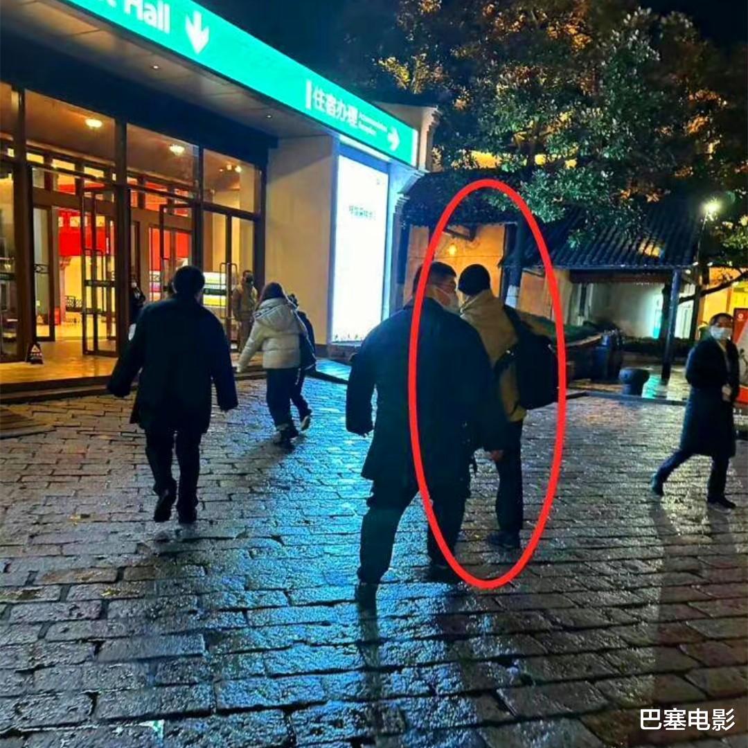 明星素颜|乌镇戏剧节：黄磊最忙碌，王一博最惊喜，梅婷童瑶素颜印象深