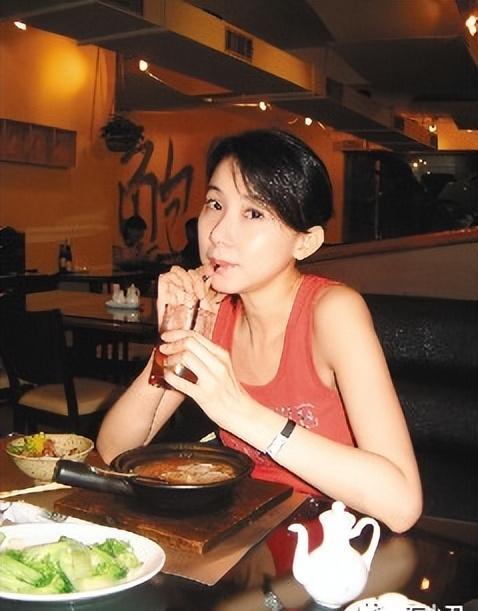 萧蔷|女明星: 买上亿豪宅，每年还得给3000万