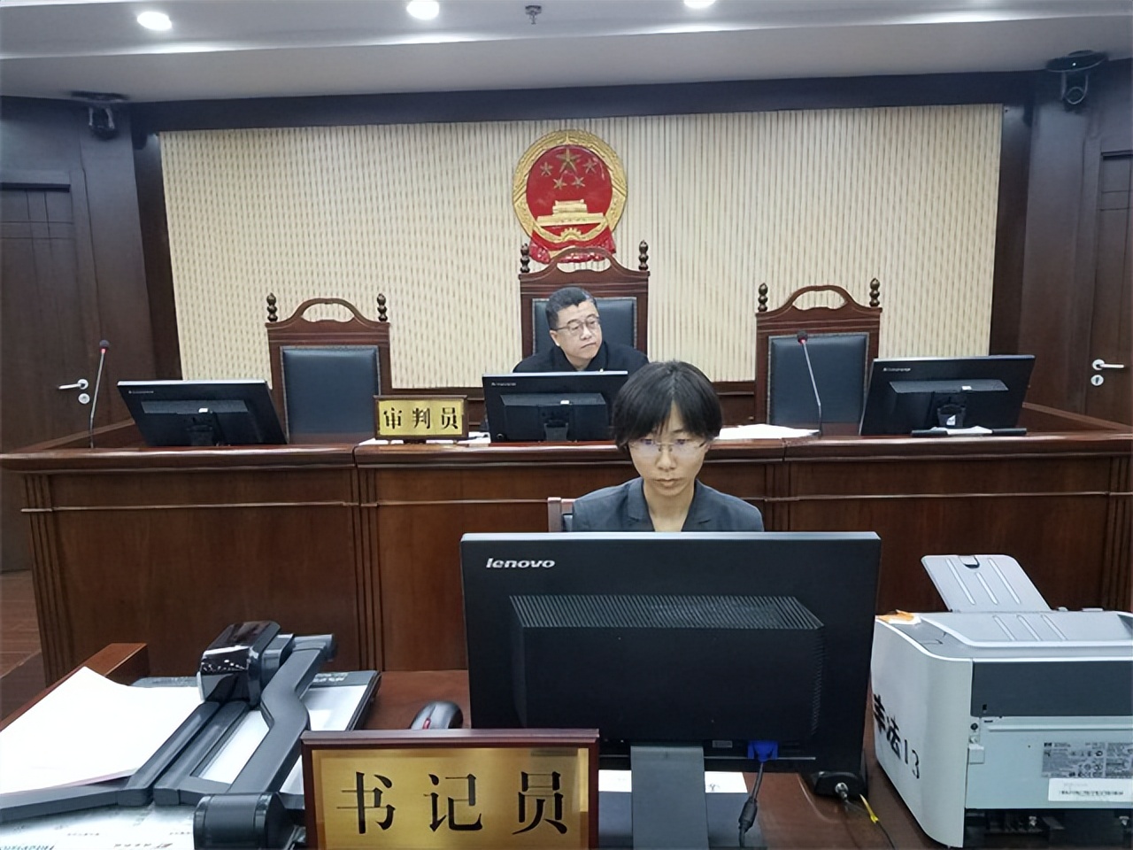 “常熟第一美女”顾春芳:靠美色4年骗17亿,一把好牌打的稀烂