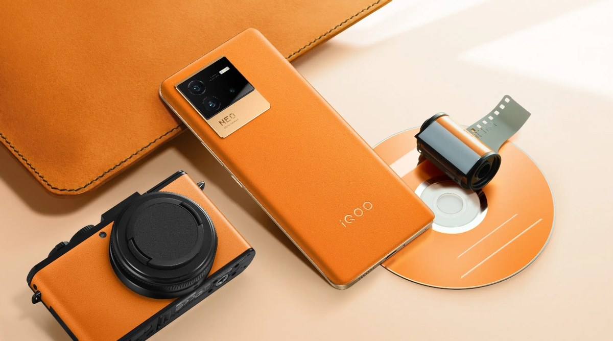 iqoo neo|体验直逼游戏手机，三星E4屏+80W快充，双芯旗舰仅2799元