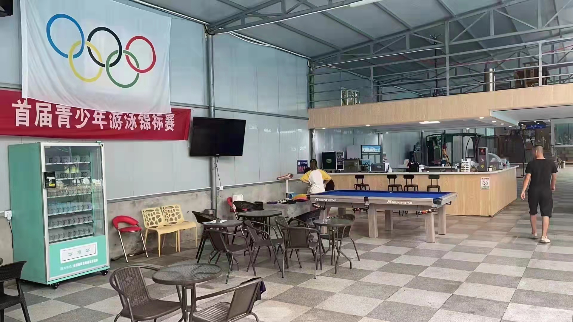 新手经营自动售货机需要了解哪些方面?