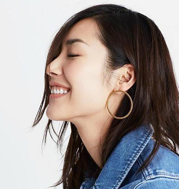 刘雯|职场女性还显稚嫩，跟着大表姐刘雯搭配衣服，气质优雅还高级