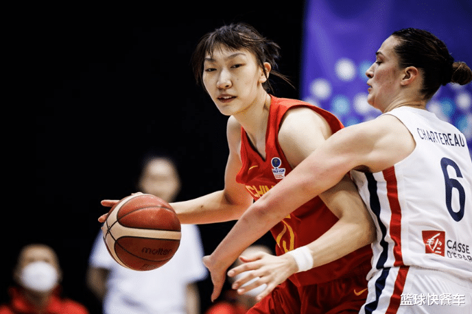 中国女篮|中国女篮又遭一不利！23连冠川师面临解散 姚明真该重视了！