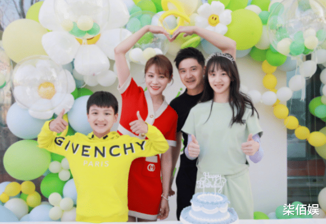 马伊琍|马伊琍文章大女儿近照曝光,14岁爱马身高164左右,被指偏矮很多