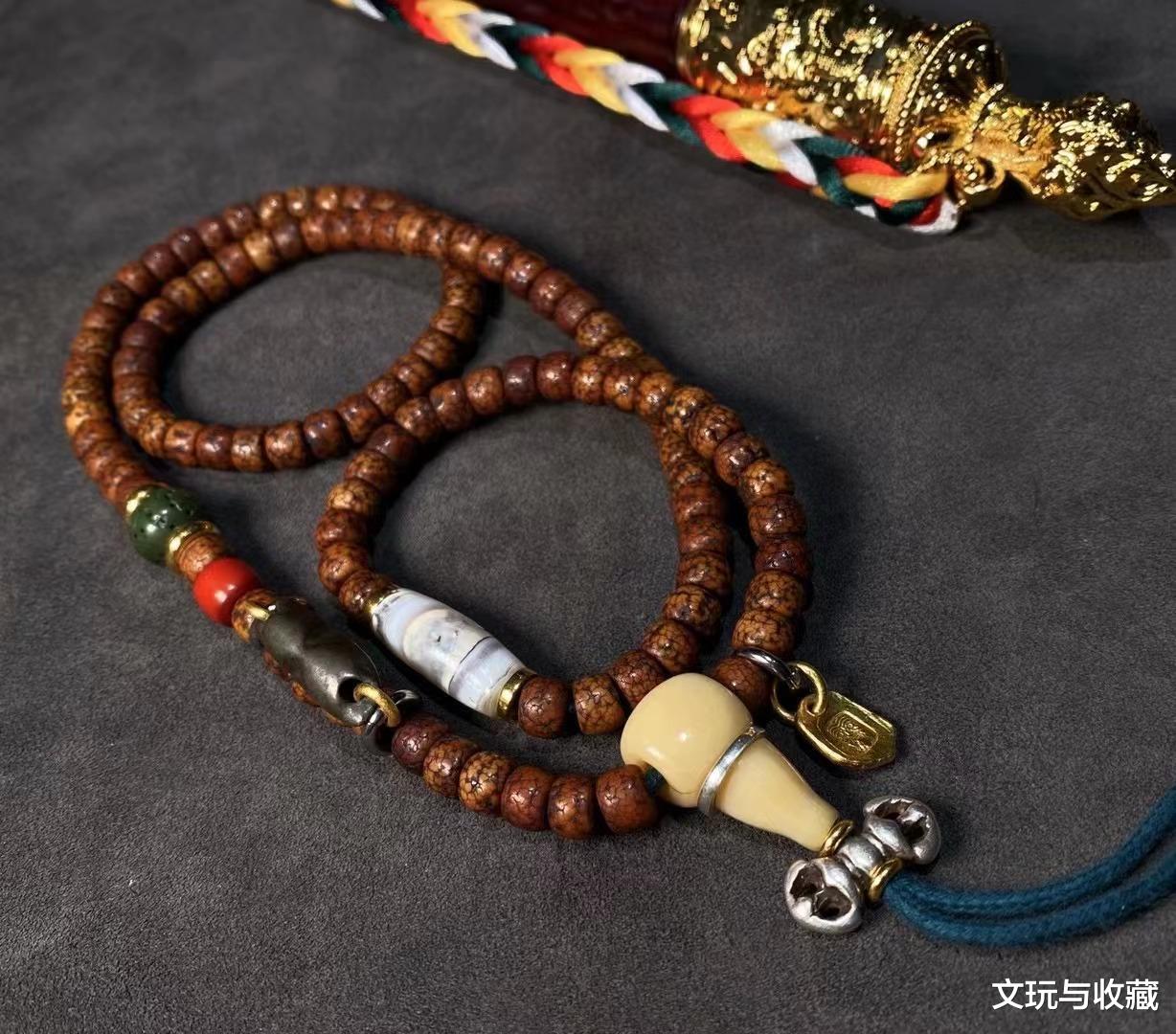 文玩|盘文玩的人,切莫境界太高,因为容易摔得很重