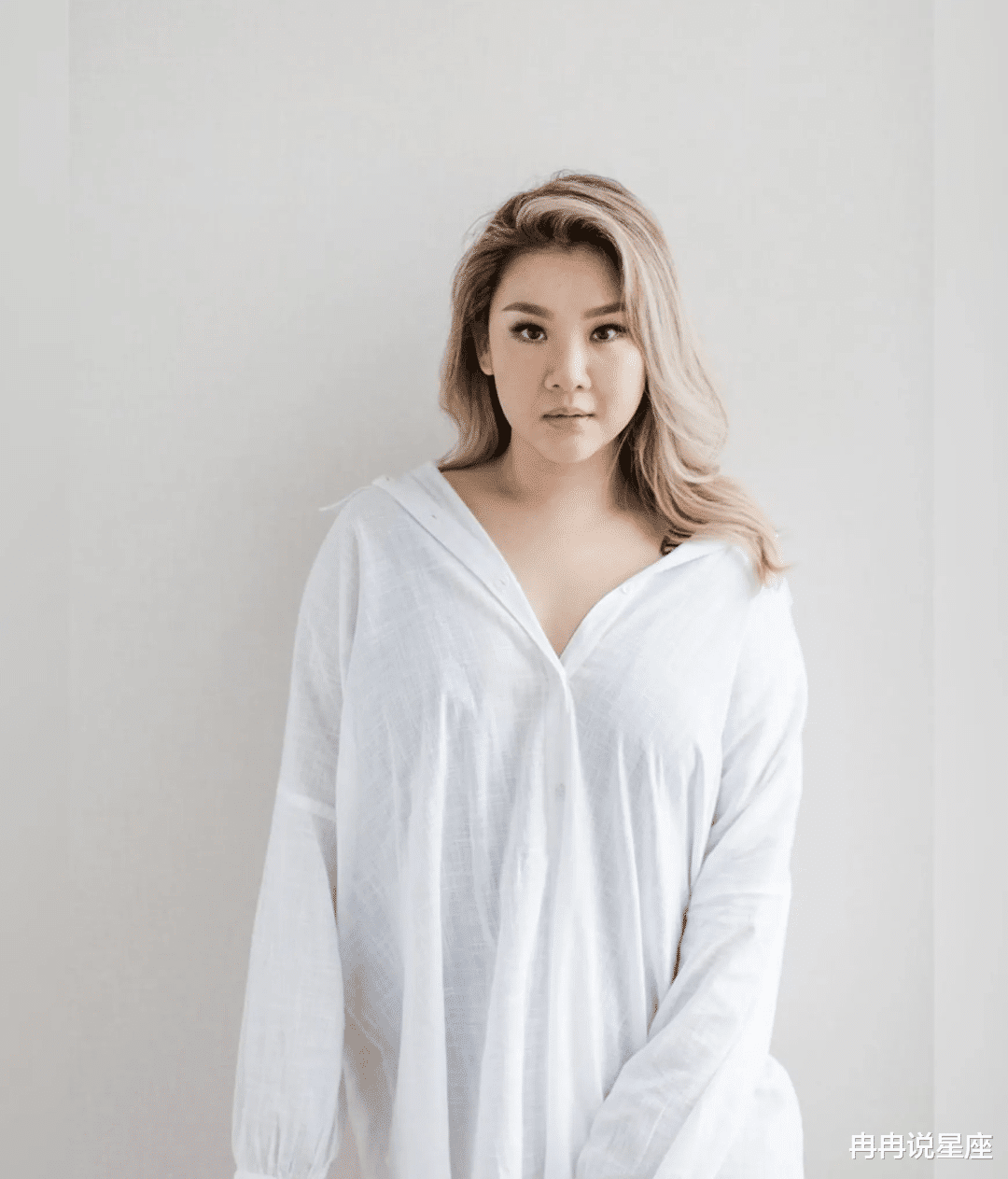 发型 郑少秋女儿最重200斤,没有遗传到明星爸妈的好基因,肥胖星二代真不少!