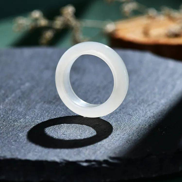 翡翠|越戴越漂亮的翡翠品种你知道是那些吗？