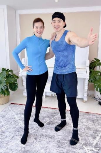 刘畊宏|刘畊宏一家做核酸被偶遇,签名“字体”遭嘲讽,网友:小学水平