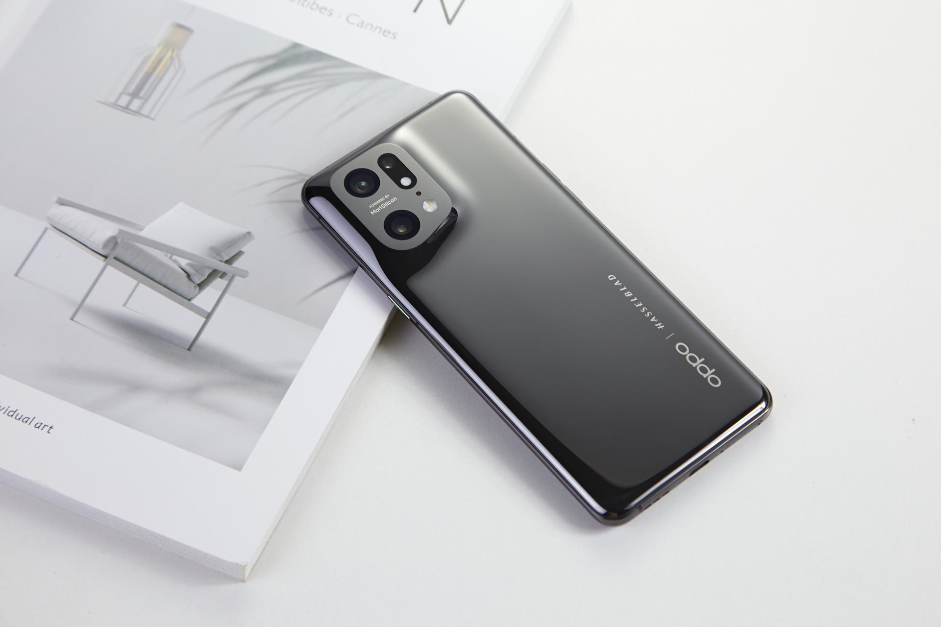 oppo find x|抛开影像素质,OPPO Find X5 Pro还值不值得买?