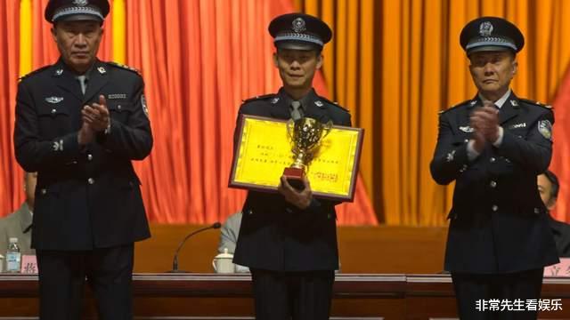 狂飙|《狂飙》第12集封神,但仍有3处设定不合理,编剧本应该更严谨