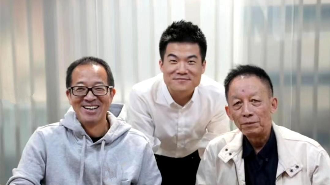 董宇辉|董宇辉老师的“火”不是偶然，3条职场法则让他如鱼得水脱颖而出