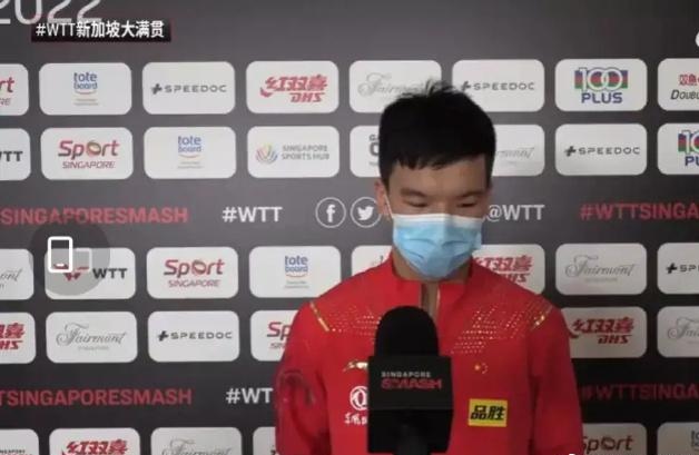 向鹏|马龙黄金陪练惹争议！弟子输球甩脸走人，18岁小将采访时语无伦次