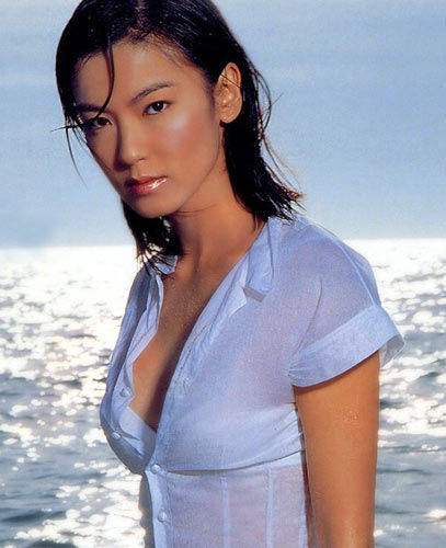 李嘉欣|她才是香港的豪门杀手，李嘉欣都自愧不如，网友：实力碾压