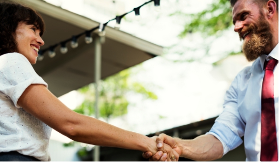 短视频|客服外包平台对电商行业的意义