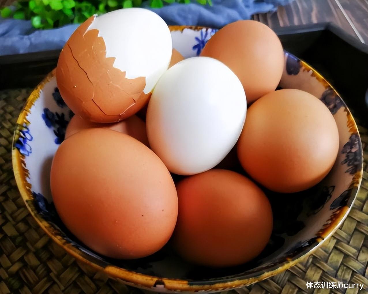 牛奶|早上吃一个水煮鸡蛋，一段时间后会怎样？建议：肝不好的人来看看