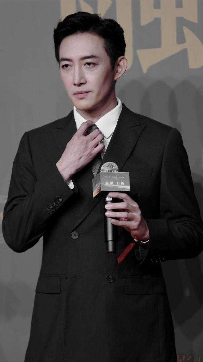 高斯|模范夫妻王阳高斯:不靠秀恩爱博眼球,相爱十年不离不弃真情动人