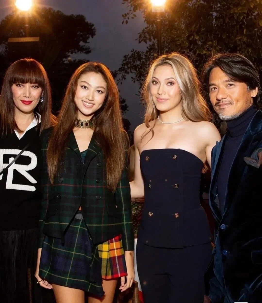 任达华|任达华女儿看秀，与国际巨星罕见同框，有史泰龙、派恩、克里斯等