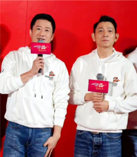 吴京|谢楠邋里邋遢跟吴京开视频,刘德华出镜,谢楠:见刘德华要画全妆