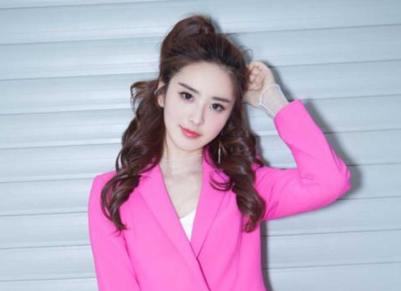 沈梦辰|沈梦辰官宣结婚,天天四小花其他成员感情现状如何?