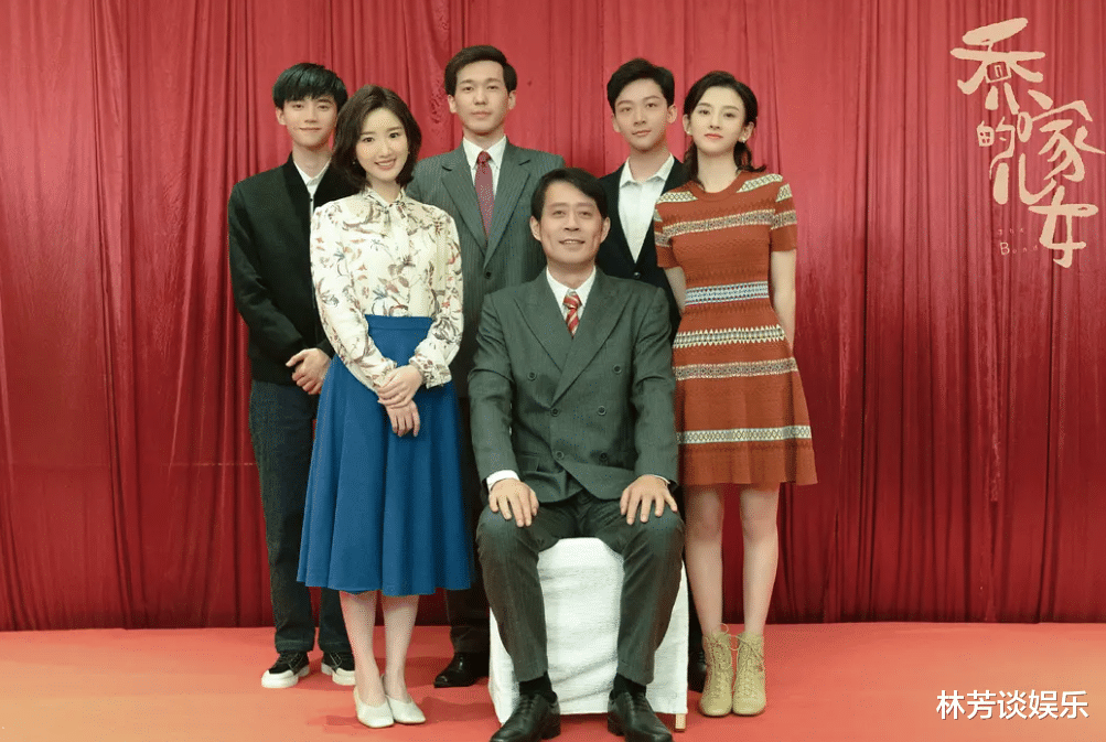 肖战|同样是年过二十演爸，把肖战跟任嘉伦放一起，差别出来了！