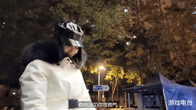 钱小佳|钱小佳与周淑珍直播互怼，揭短吐槽不留情面：为人设煞费苦心