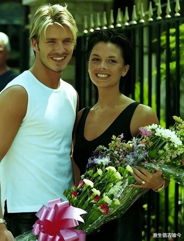 杨紫|维多利亚：穿60万婚纱，23年收14颗钻石，也得忍贝克汉姆多次出轨