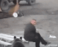 |在租的房子里打扫卫生的时候发现的,要不要告诉房东?